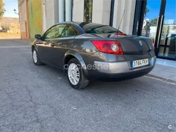 Gris / plata Usado 2007 Renault Mégane Cabriolet Dynamique Descapotable | 3900 € (Precio justo)