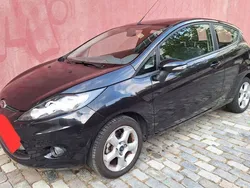 Negro Usado 2010 Ford Fiesta Trend Utilitario | 5900 € (Precio justo)