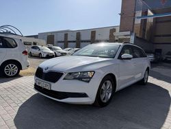 Blanco Usado 2019 Skoda Superb Active Familiar | 7300 €