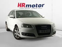 Blanco Usado 2011 Audi A3 Attraction Utilitario | 9250 € (Precio justo)