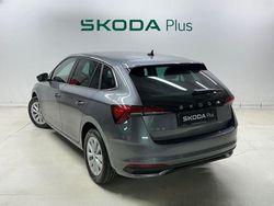 Gris Usado 2025 Skoda Scala Selection Utilitario | 24.400 € (Caro)