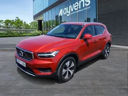 Rojo Usado 2022 Volvo XC40 Inscription SUV | 30.400 €