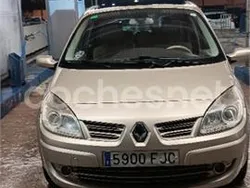 Beige Usado 2006 Renault Scénic II Monovolumen | 2800 € (Precio justo)