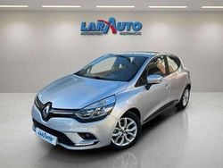 Gris Usado 2018 Renault Clio GrandTour Zen Familiar | 9899 € (Precio justo)