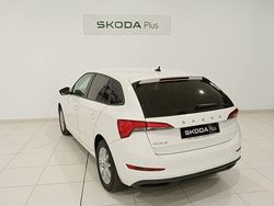 Blanco Usado 2022 Skoda Scala Active Utilitario | 13.950 € (Buen precio)