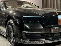 Negro Nuevo 2024 Rolls Royce Spectre Berlina | 661.900 €