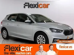 Gris / plata Usado 2022 Skoda Fabia Ambition Berlina | 16.490 € (Caro)
