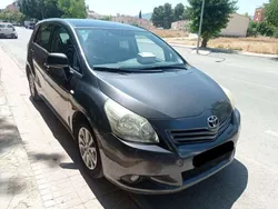 Gris Usado 2011 Toyota Verso Active Monovolumen | 8500 € (Precio justo)