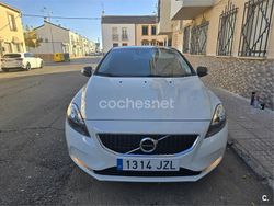 Blanco Usado 2017 Volvo V40 Momentum Berlina | 15.000 € (Un poco caro)