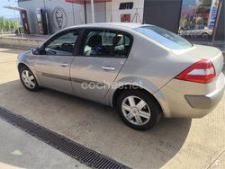 Verde Usado 2003 Renault Mégane II Dynamique Berlina | 2400 € (Precio justo)