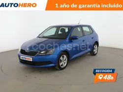 Azul Usado 2018 Skoda Fabia Ambition Berlina | 9999 € (Precio justo)