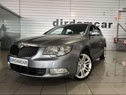 Plateado Usado 2009 Skoda Superb Elegance Berlina | 8490 € (Precio justo)