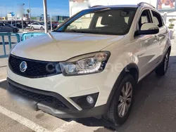 Blanco Usado 2015 Ssangyong Korando Limited SUV | 12.000 € (Caro)