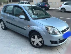 Azul Usado 2006 Ford Fiesta Trend Utilitario | 4200 € (Precio justo)