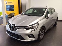 Gris Usado 2021 Renault Clio V Zen Utilitario | 14.900 € (Un poco caro)