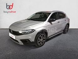 Gris / plata Usado 2022 Fiat Tipo Cross Berlina | 11.990 € (Buen precio)