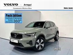 Gris / plata Nuevo 2025 Volvo XC40 Core SUV | 40.300 € (Precio justo)