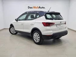 Blanco Usado 2024 Seat Arona Style SUV | 20.900 € (Un poco caro)