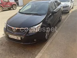 Negro Usado 2010 Toyota Avensis Advance Familiar | 9500 € (Caro)