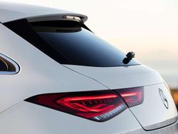 Blanco Usado 2021 Mercedes CLA220 Shooting Brake Familiar | 32.500 € (Precio justo)