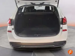 Amarillo Usado 2022 Hyundai i30 Berlina | 15.490 € (Super precio)