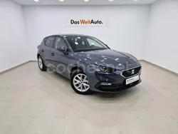 Gris plata Usado 2024 Seat Leon Style Berlina | 20.300 € (Buen precio)