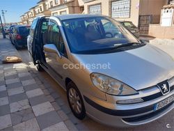 Gris / plata Usado 2004 Peugeot 807 Monovolumen | 1700 € (Un poco caro)