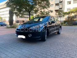 Azul Usado 2007 Peugeot 207 Berlina | 4200 € (Precio justo)