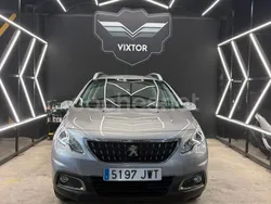 Gris / plata Usado 2017 Peugeot 2008 Access SUV | 7000 € (Super precio)