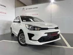 Blanco Usado 2022 Kia Rio Utilitario | 15.500 €