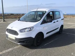 Blanco Usado 2016 Ford Tourneo Courier Ambiente Monovolumen | 6990 € (Buen precio)
