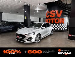 Gris / plata Usado 2024 Ford Focus ST-Line Berlina | 18.850 € (Buen precio)