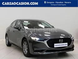 Gris / plata Nuevo 2025 Mazda 3 Center-Line Berlina | 26.900 € (Precio justo)