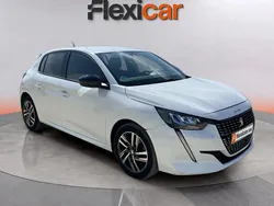 Blanco Usado 2023 Peugeot 208 Allure Utilitario | 11.290 € (Buen precio)
