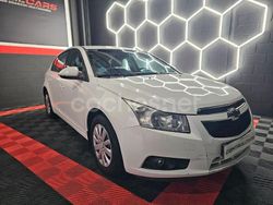 Blanco Usado 2013 Chevrolet Cruze LT Berlina | 6890 € (Un poco caro)
