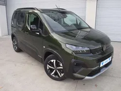 Verde Nuevo 2024 Peugeot Rifter GTi Monovolumen | 27.990 € (Un poco caro)