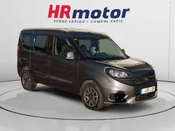 Gris Usado 2022 Fiat Doblò Trekking Monovolumen | 15.950 € (Precio justo)