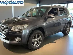 Gris Usado 2012 Toyota RAV4 Executive SUV | 15.900 € (Precio justo)