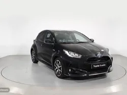 Negro Usado 2021 Toyota Yaris Hybrid Style | 21.200 € (Precio justo)