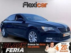 Negro Usado 2018 Skoda Superb Active Berlina | 17.290 € (Caro)