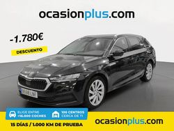 Negro Usado 2021 Skoda Octavia Ambition Familiar | 19.590 € (Un poco caro)