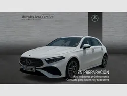 Blanco Usado 2024 Mercedes A200 Berlina | 35.990 € (Precio justo)