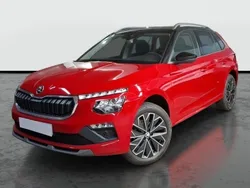 Rojo velvet metalizado/negro mágico Usado 2025 Skoda Kamiq SUV | 20.990 € (Buen precio)