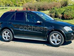 Negro Usado 2008 Mercedes ML63 AMG AMG SUV | 28.880 € (Precio justo)