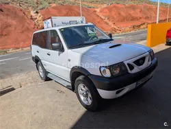 Blanco Usado 2000 Nissan Terrano Comfort SUV | 8000 € (Precio justo)