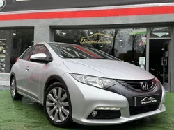 Gris plata Usado 2012 Honda Civic Sport Utilitario | 11.990 € (Precio justo)
