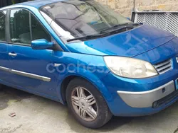 Azul Usado 2005 Renault Grand Scénic II Privilege Monovolumen | 2500 €
