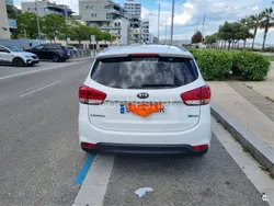 Blanco Usado 2017 Kia Carens Monovolumen | 12.800 € (Precio justo)
