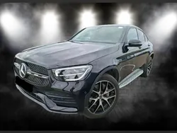 Negro (cosmos) Usado 2022 Mercedes E300 AMG line Coupe | 51.900 € (Precio justo)
