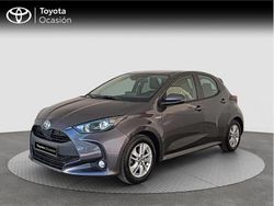 Gris Usado 2021 Toyota Yaris Hybrid Active Monovolumen | 17.440 € (Precio justo)